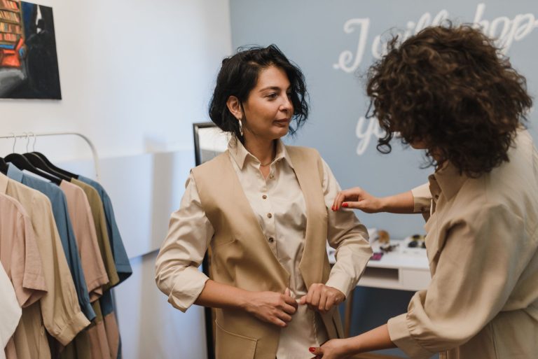 Como montar um guarda-roupa cápsula com itens da Shein